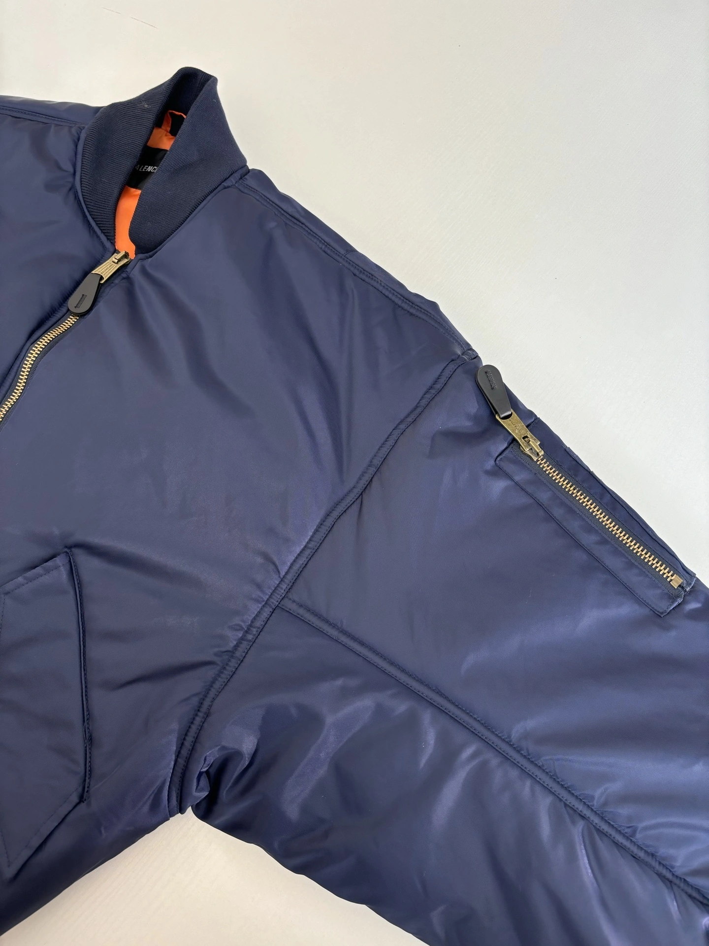 wg.luxury-- 218593i16 padded jacket item:E-F363I0635